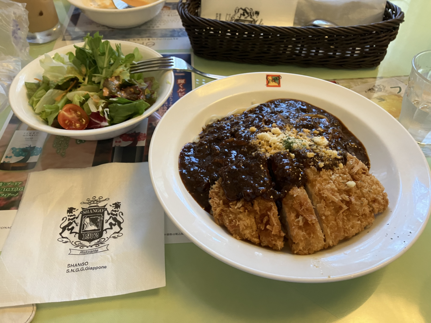 学生時代の友人と食べた旅行飯