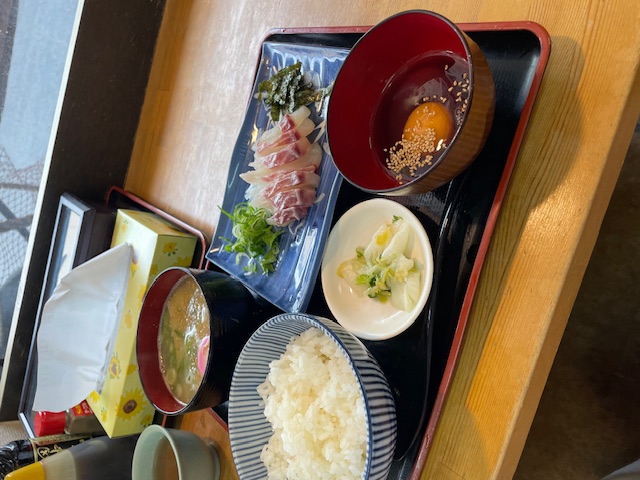 愛媛名物　宇和島鯛めし！